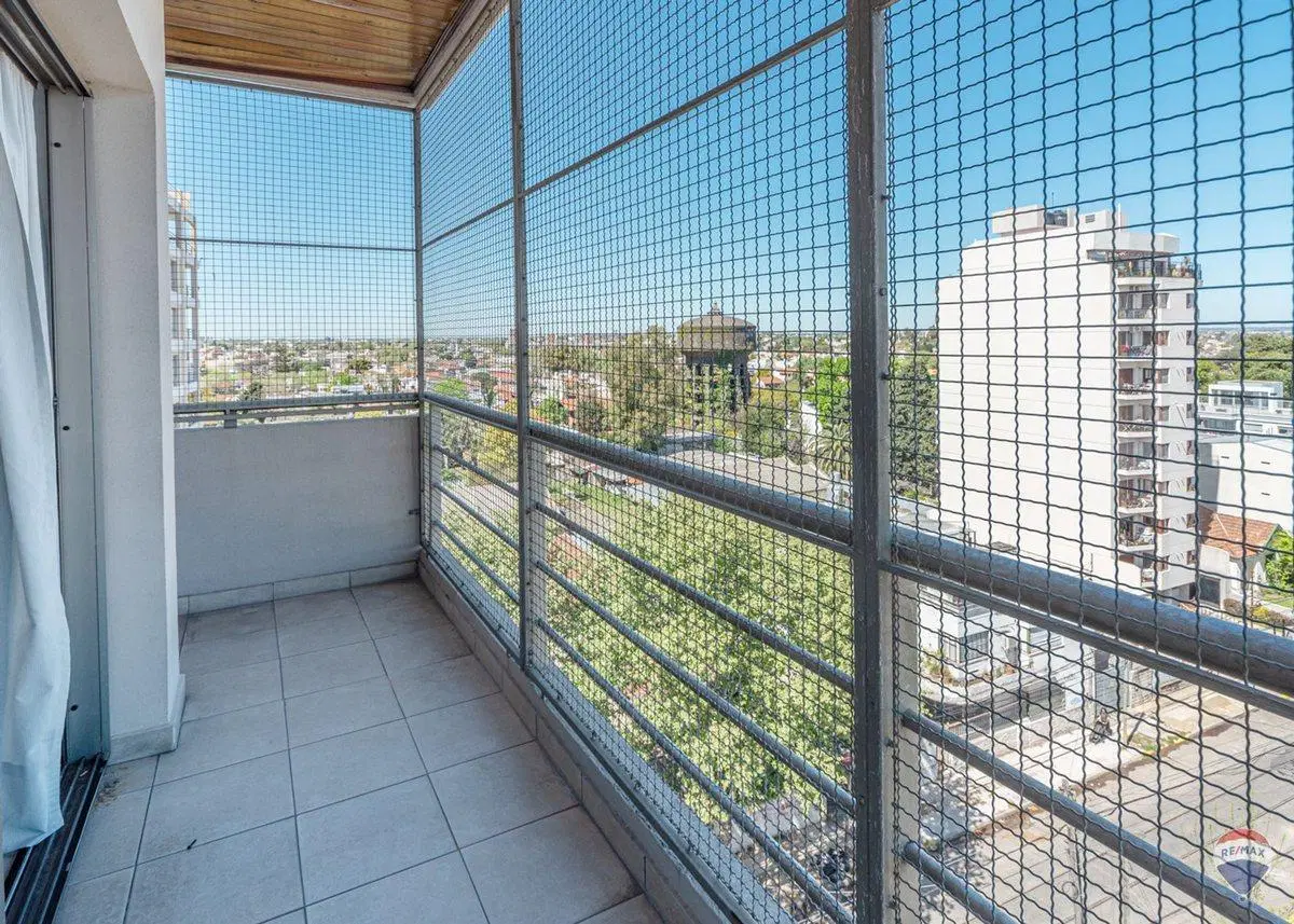 2 amb 7° piso con cochera y balcón Bernal Centro 5