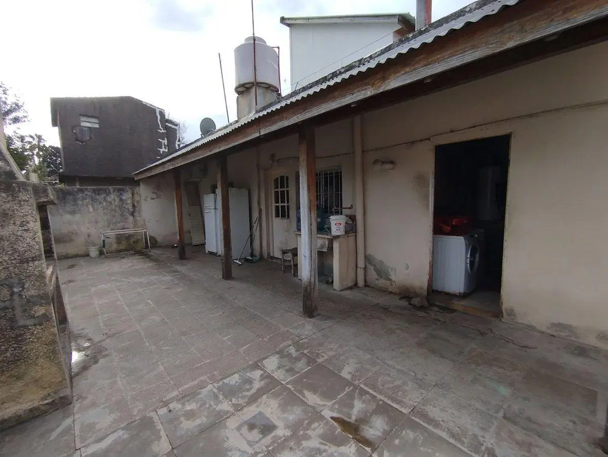CASA + DEPTO EN VENTA VILLA DE MAYO, MALVINAS ARG. 3