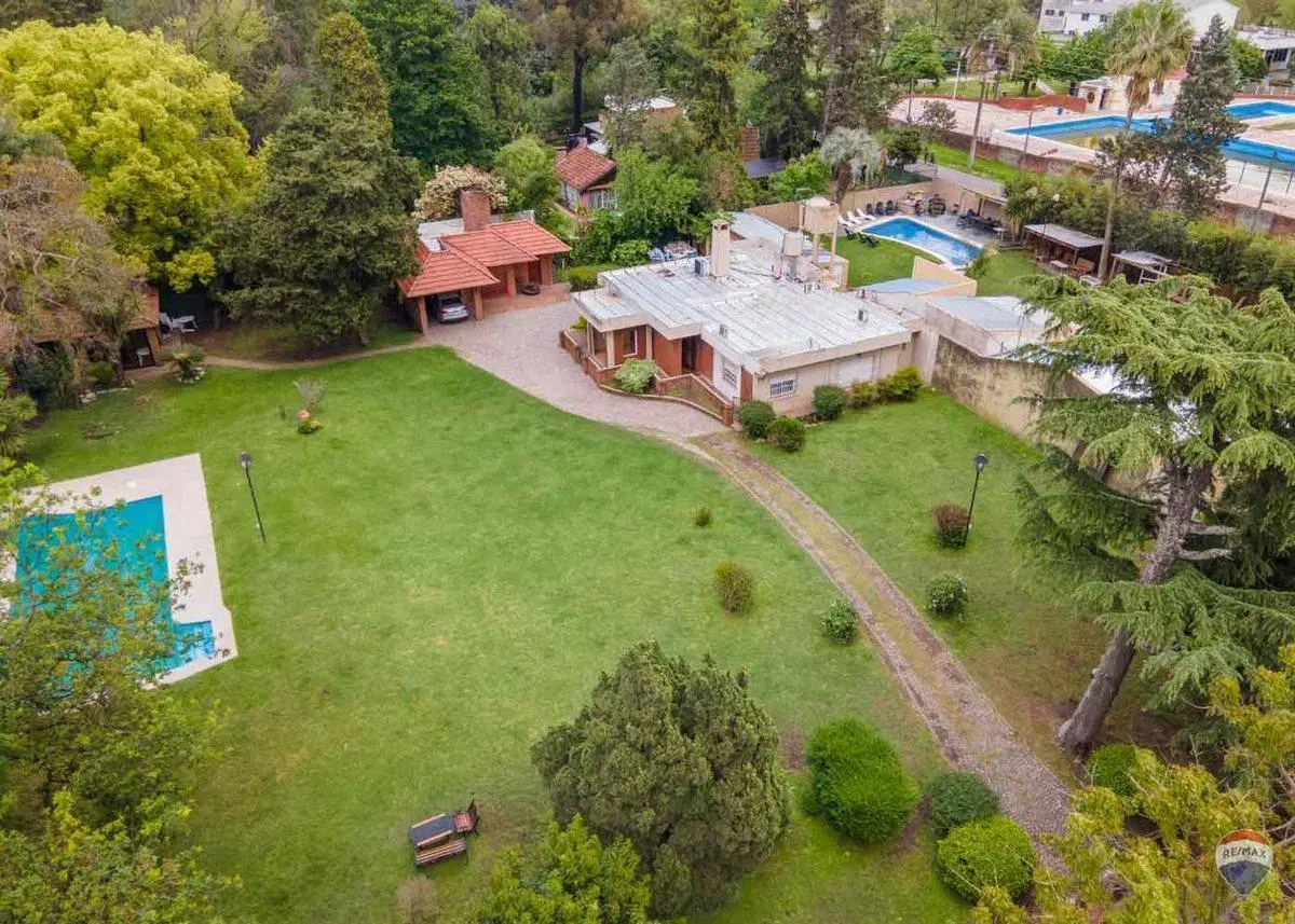 Venta Quinta en Del viso de 7 ambientes 2