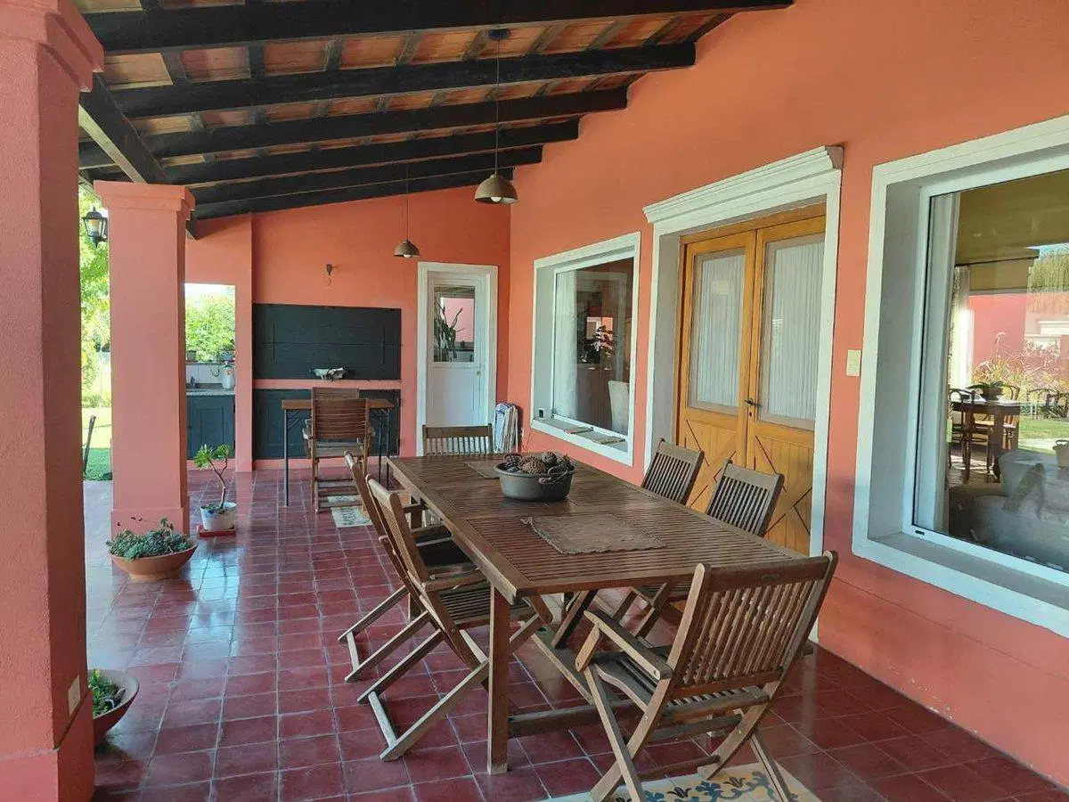 VENTA CASA 6 DORMITORIOS LOMAS D FATIMA AP CREDIT 2