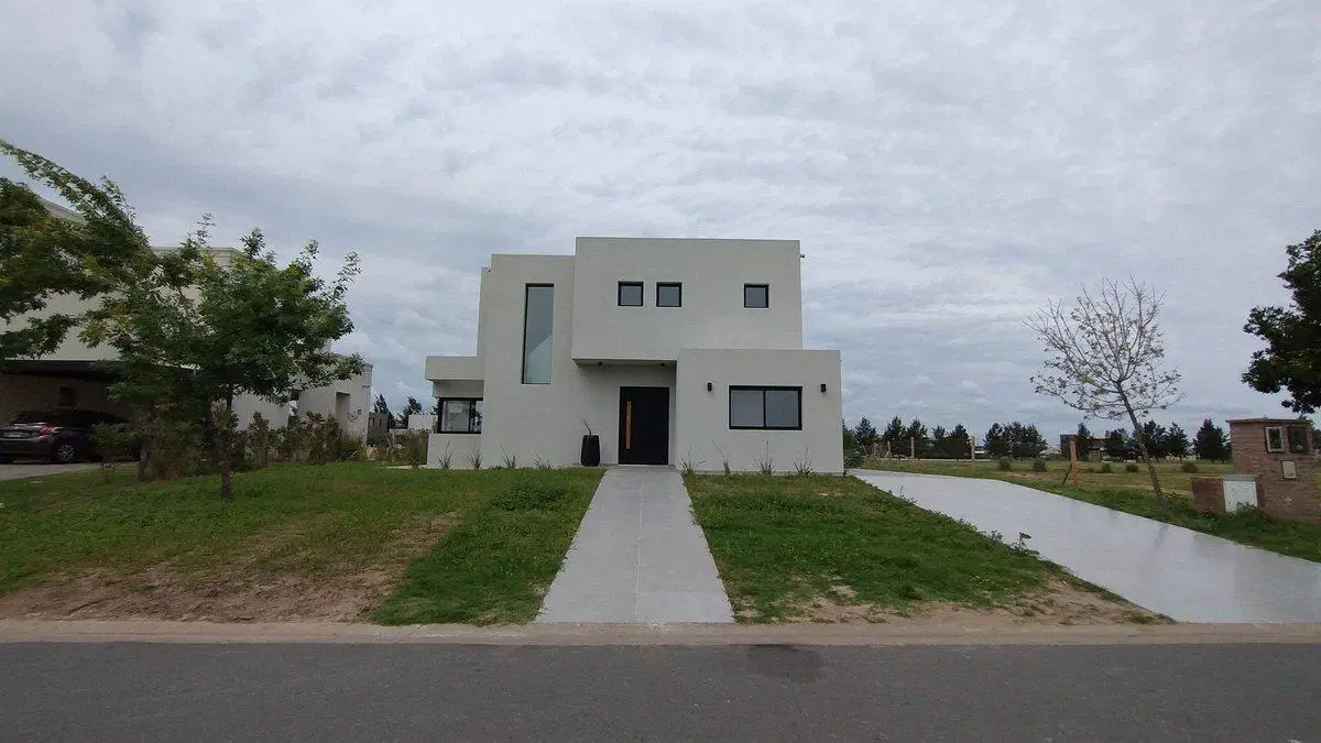 CASA EN VENTA - EL NAUDIR - A LA LAGUNA 2