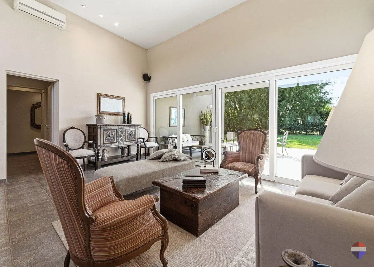 Venta Casa una planta Barrio La Montura 4