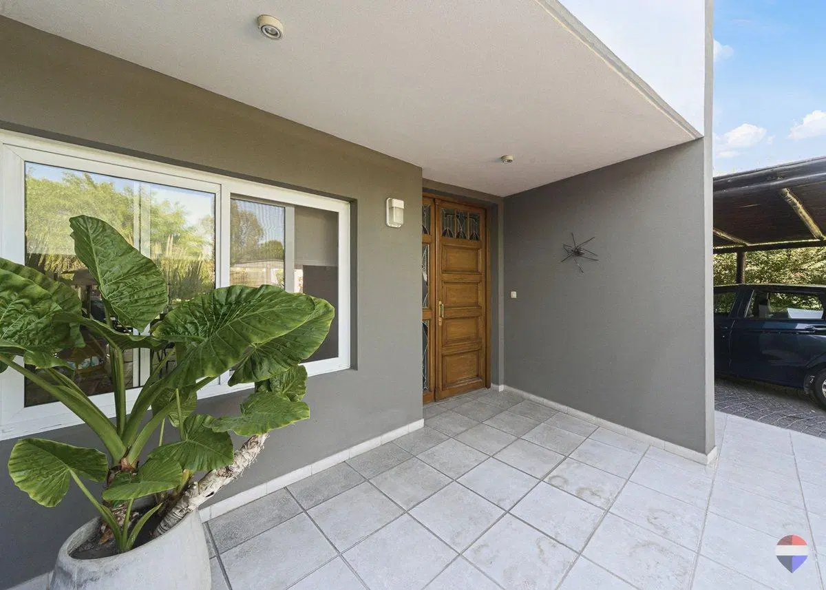 Venta Casa una planta Barrio La Montura 5