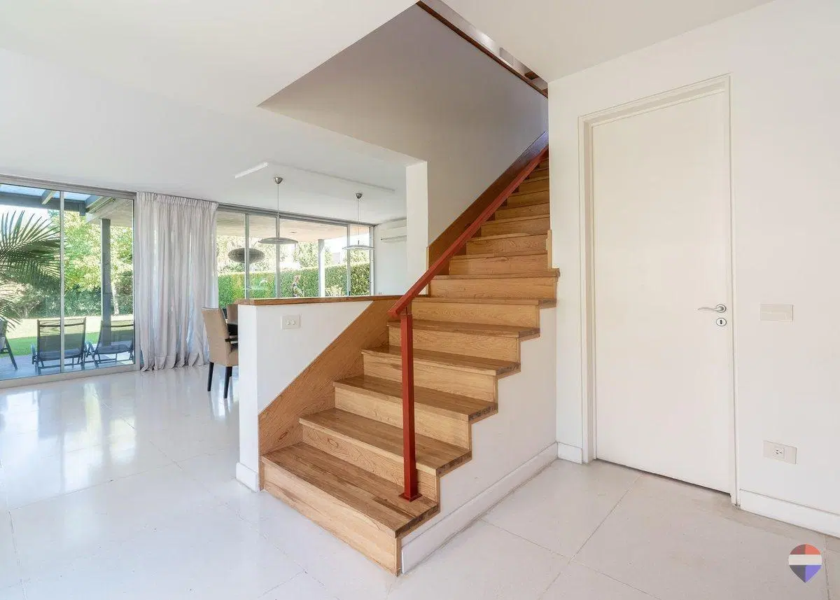 Venta Casa 5 ambientes Las Liebres 5