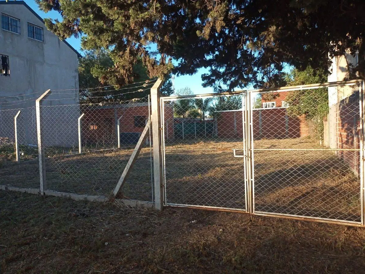 Lote en venta perimetrado en Garin Escobar 3