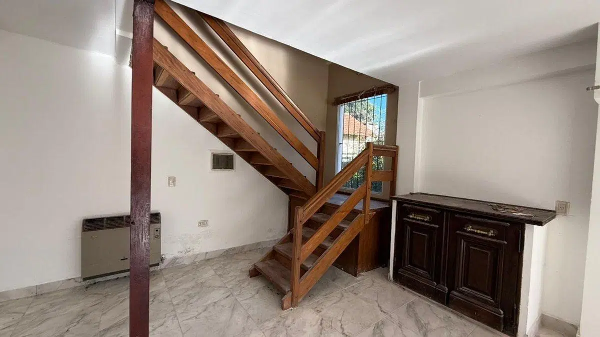 CASA DE 4 AMBIENTES 2 PLANTAS C/PARRILLA Y QUINCHO 4