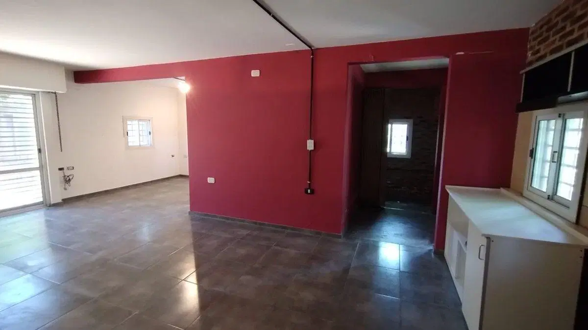 Casa en De Vicenzo Gde. Pilar con excelente acceso 3