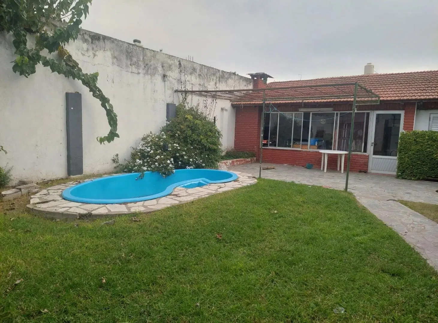 Venta de casa en Hurlingham con terreno de 333m2 3