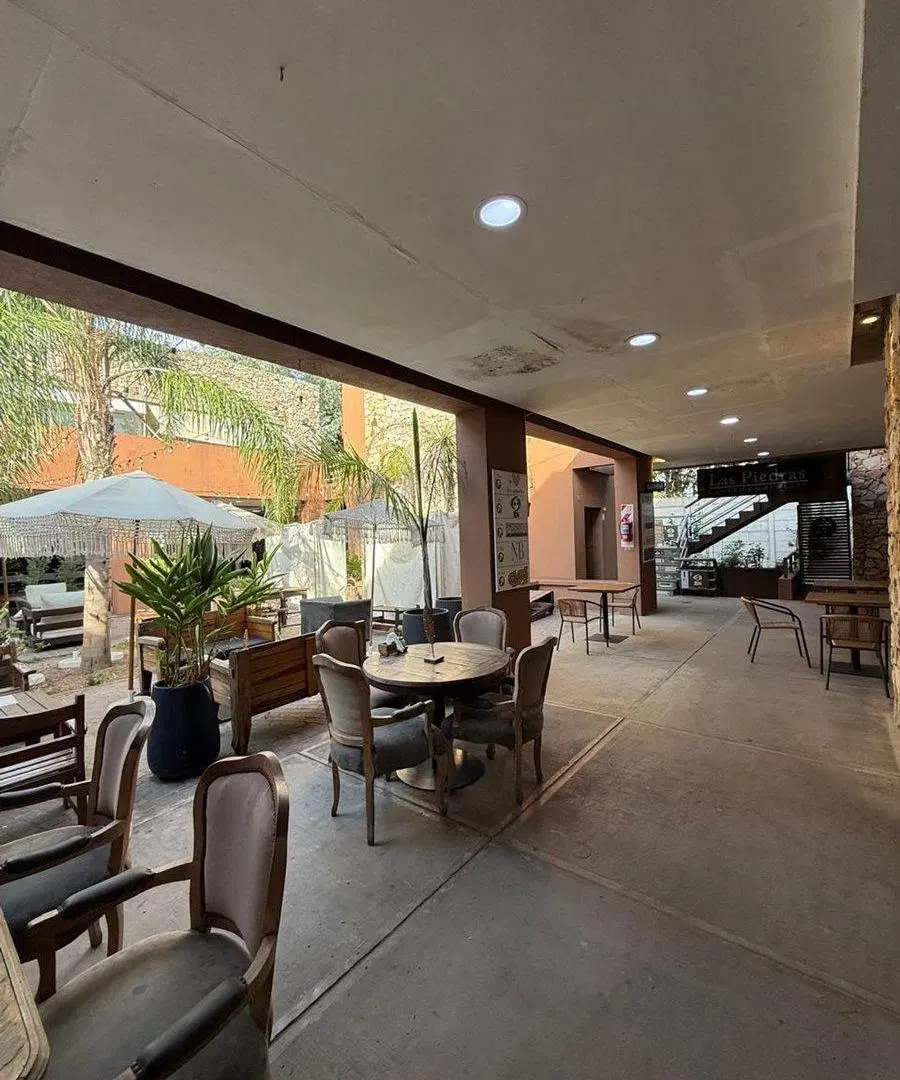 LOCAL COMERCIAL EN VENTA ZONA LAS PIEDRAS PILAR 2