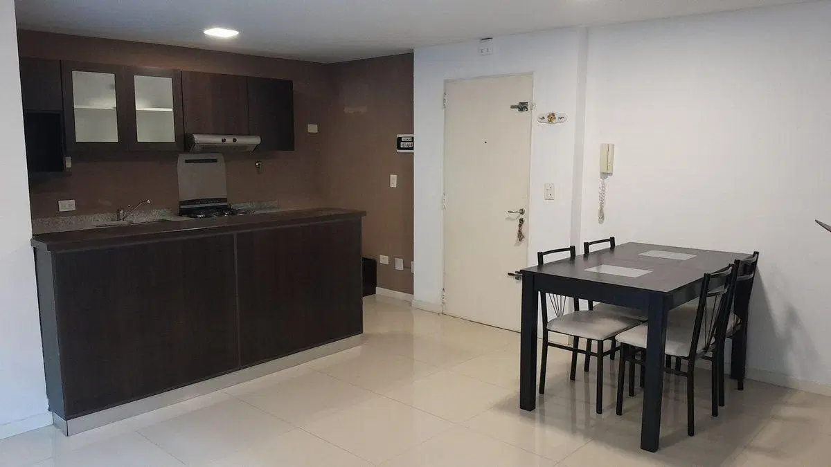Alquiler Dpto. 2 amb. en PB  condominio Pilar 3