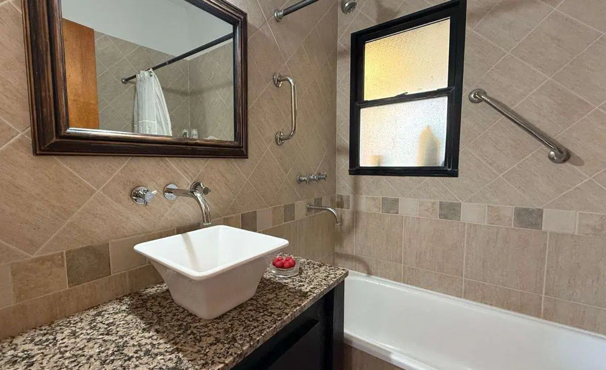 Casa en VENTA en Barrio Los Pilares APTA CREDITO 5