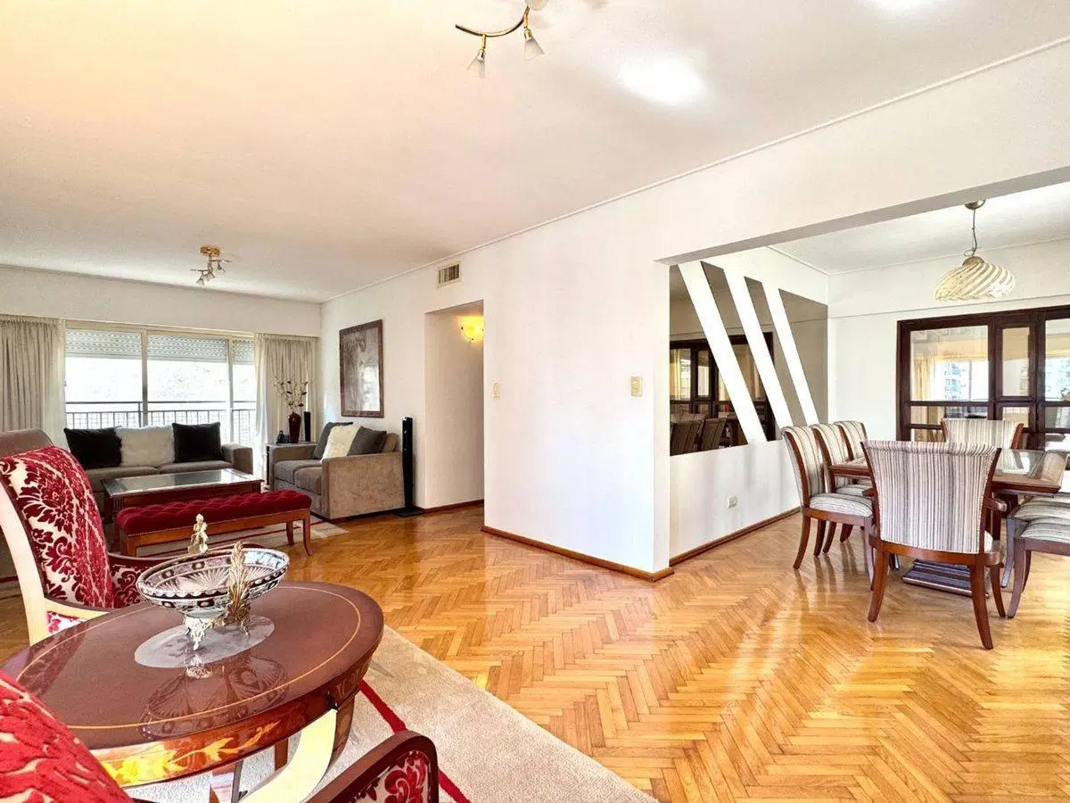 Venta dpto 4 Amb /dep Balcón y 2 Cocheras Fijas 5