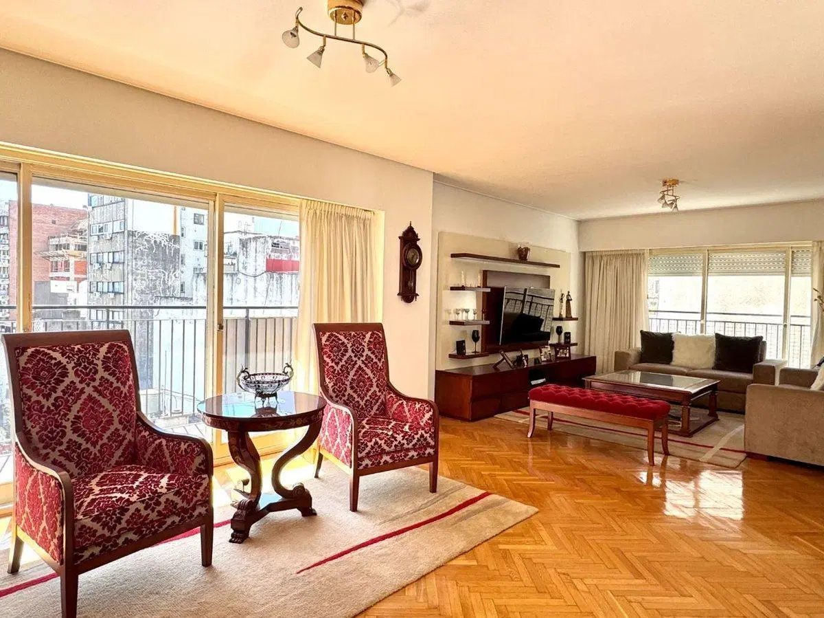 Venta dpto 4 Amb /dep Balcón y 2 Cocheras Fijas 4