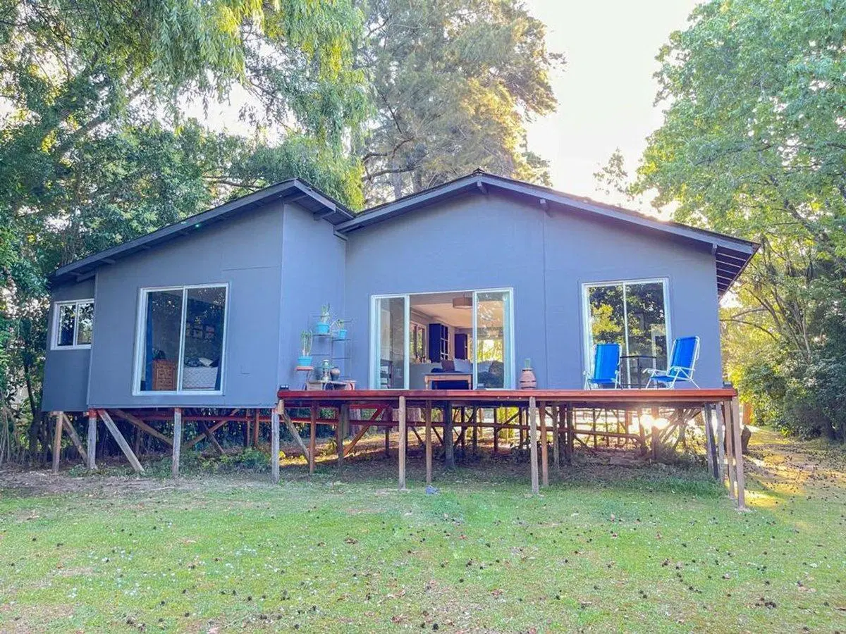 EXCELENTE CASA EN EL DELTA 3