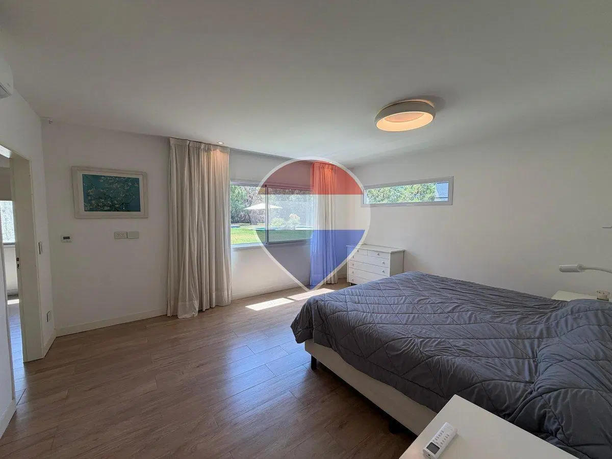 CASA 5 AMBIENTES EN CASUARINAS DEL PILAR 3