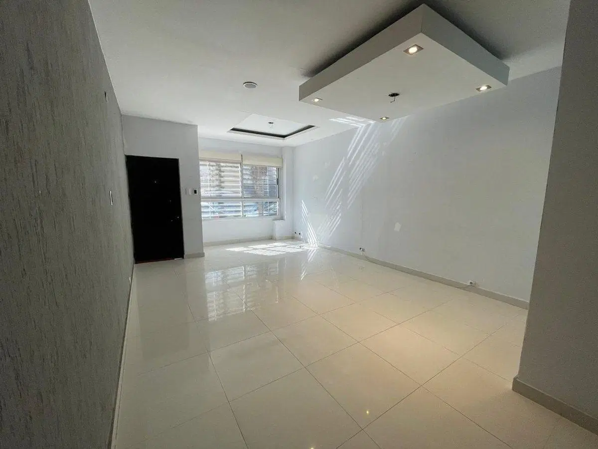 CASA EN VENTA 4 AMB SAAVEDRA 2