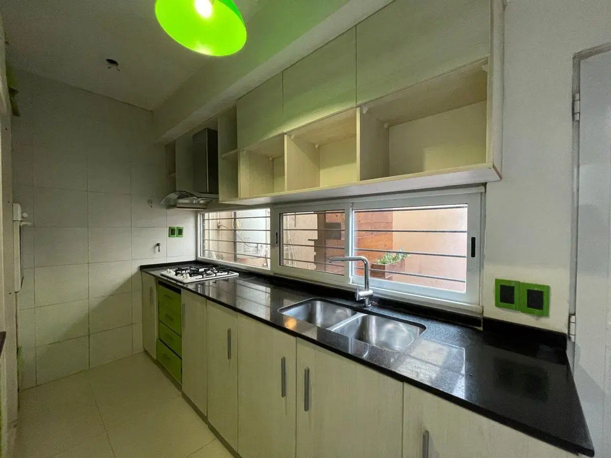 CASA EN VENTA 4 AMB SAAVEDRA 4