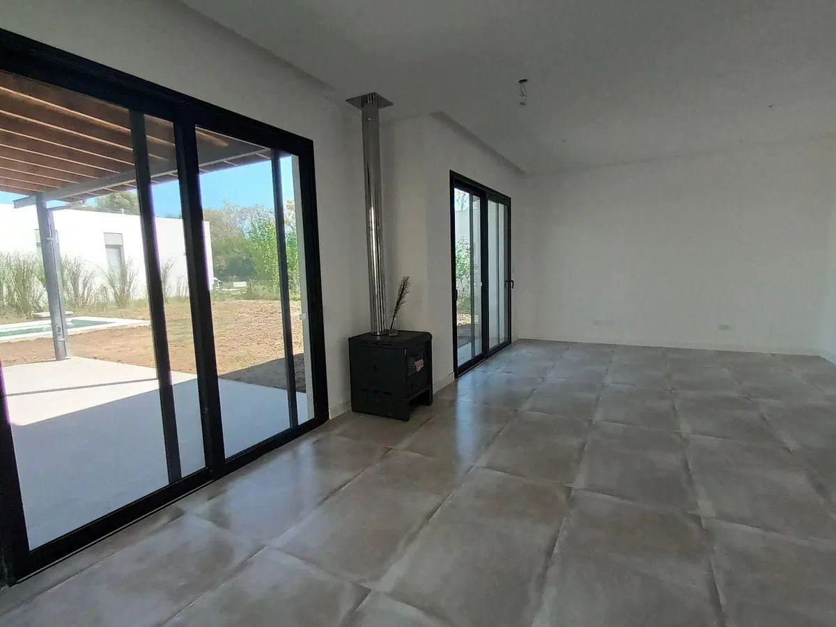 VENTA CASA ESTRENAR MANZANARES PILAR B SANTA CLARA 2