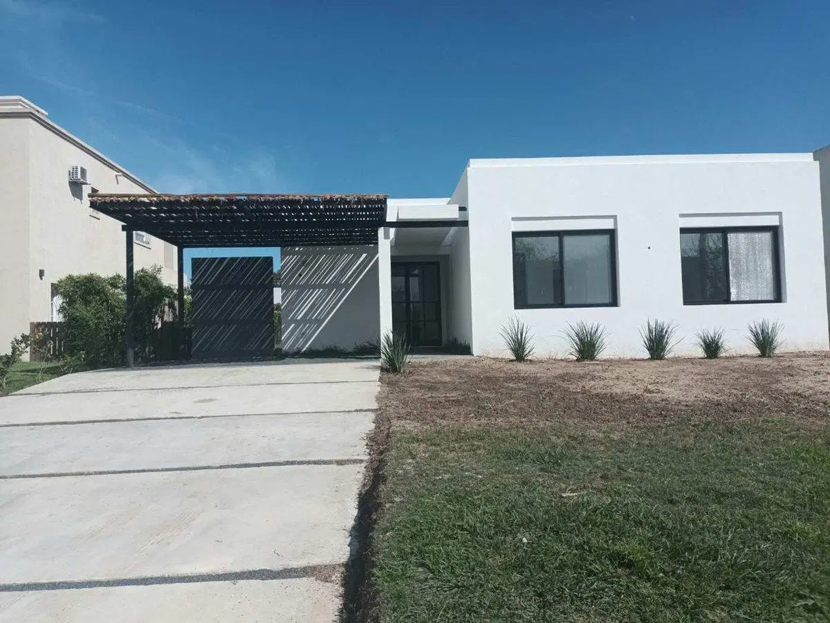 VENTA CASA ESTRENAR MANZANARES PILAR B SANTA CLARA 4