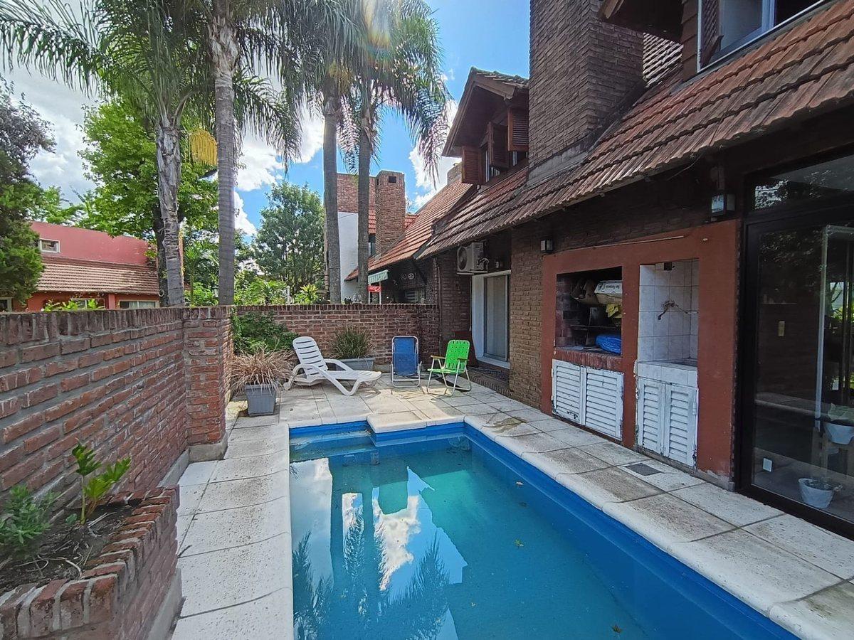 Casa Apta Crédito 5amb Country San Miguel de Guiso