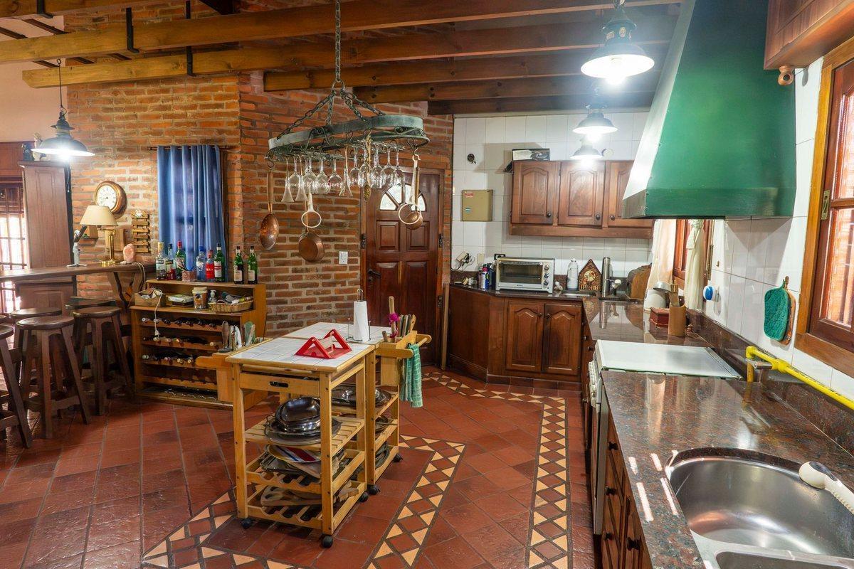 Foto de Casa Quinta en Venta-Ricardo Rojas, Lote 4200m2, imagen 4
