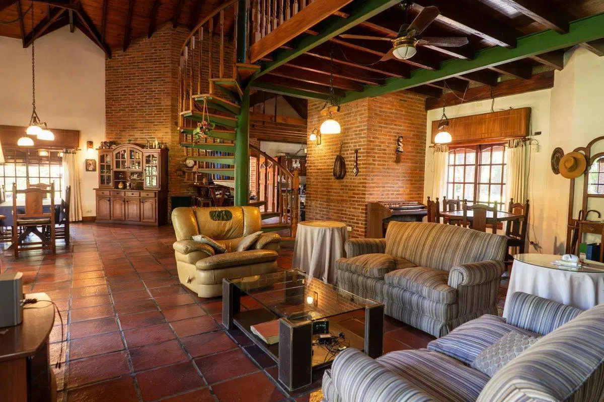 Casa Quinta en Venta-Ricardo Rojas, Lote 4200m2 5