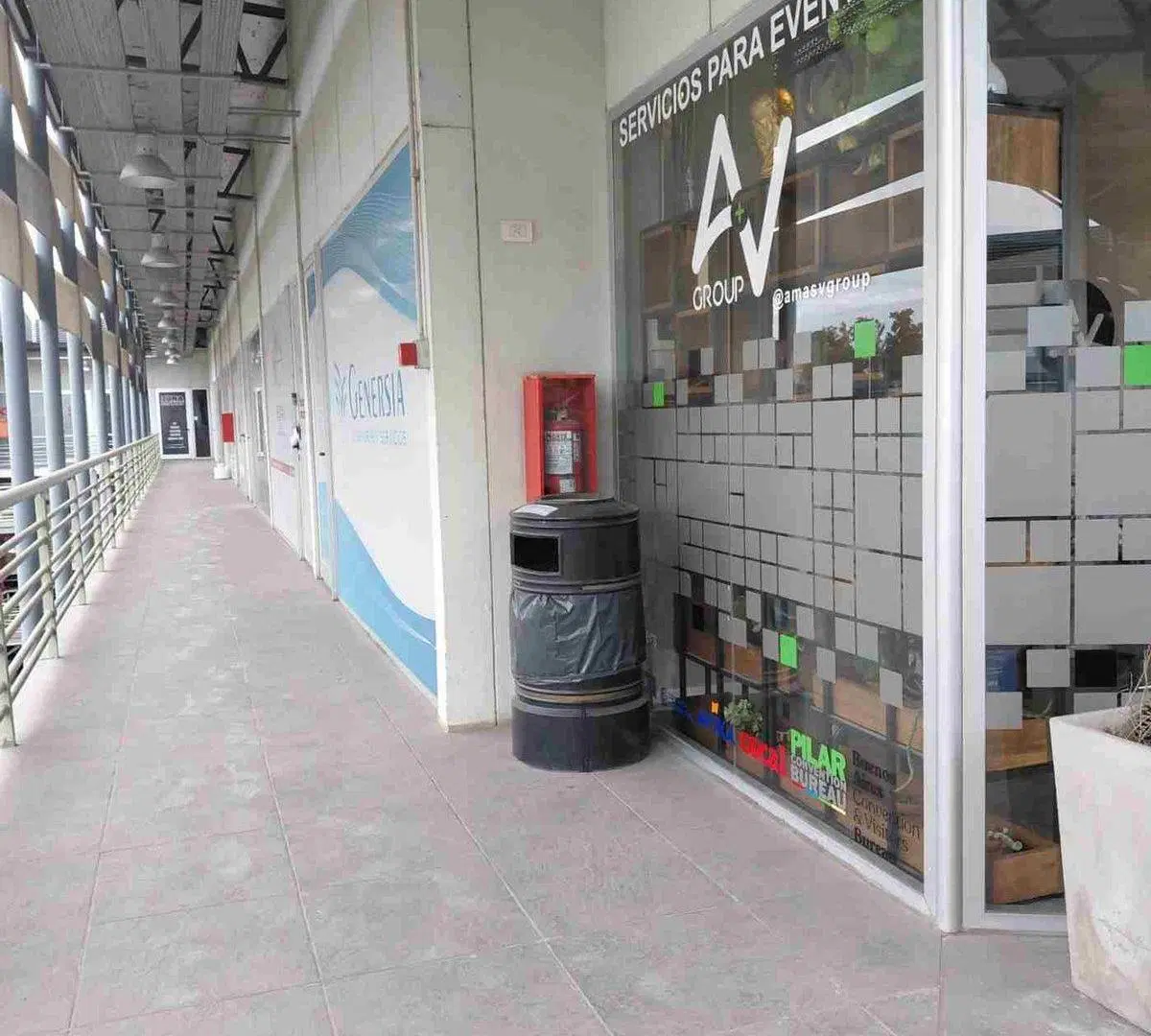 ALQUILER OFICINA 2° PISO VERDI 57 RUTA 8 4