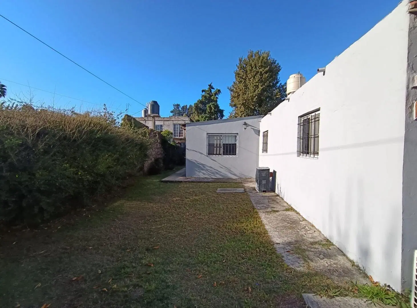 Casa en Venta Excelente acceso De Vicenzo Grande 5