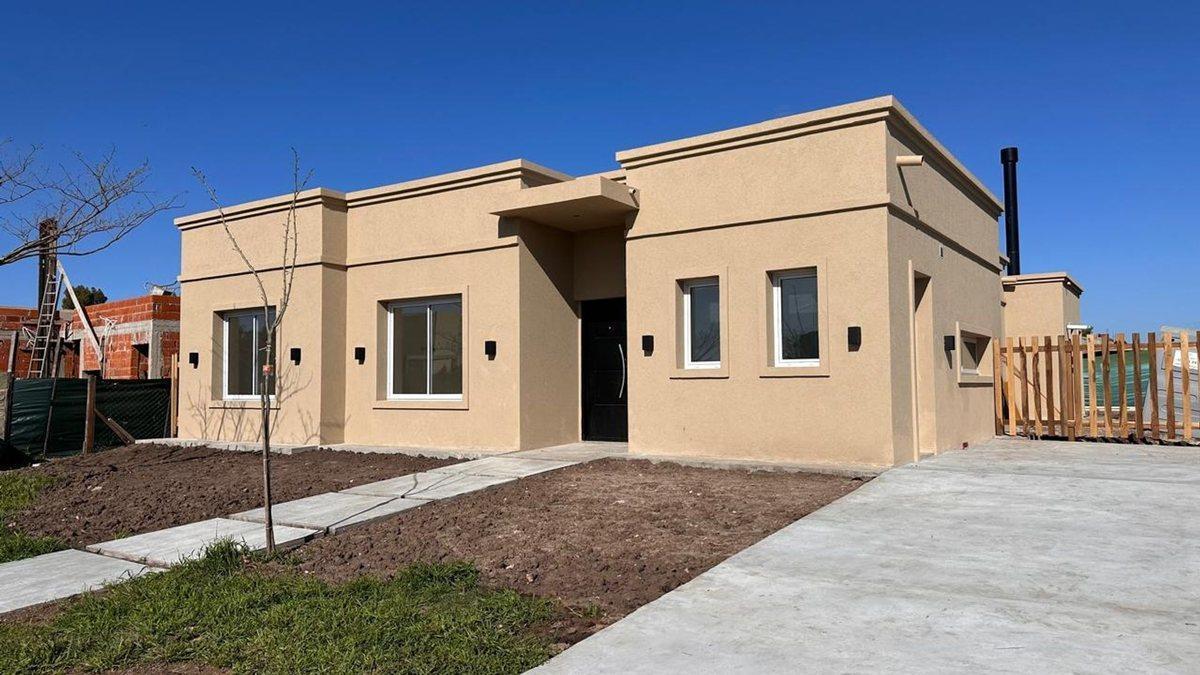 Venta Casa Pilar del Este Santa Emilia- Pilar