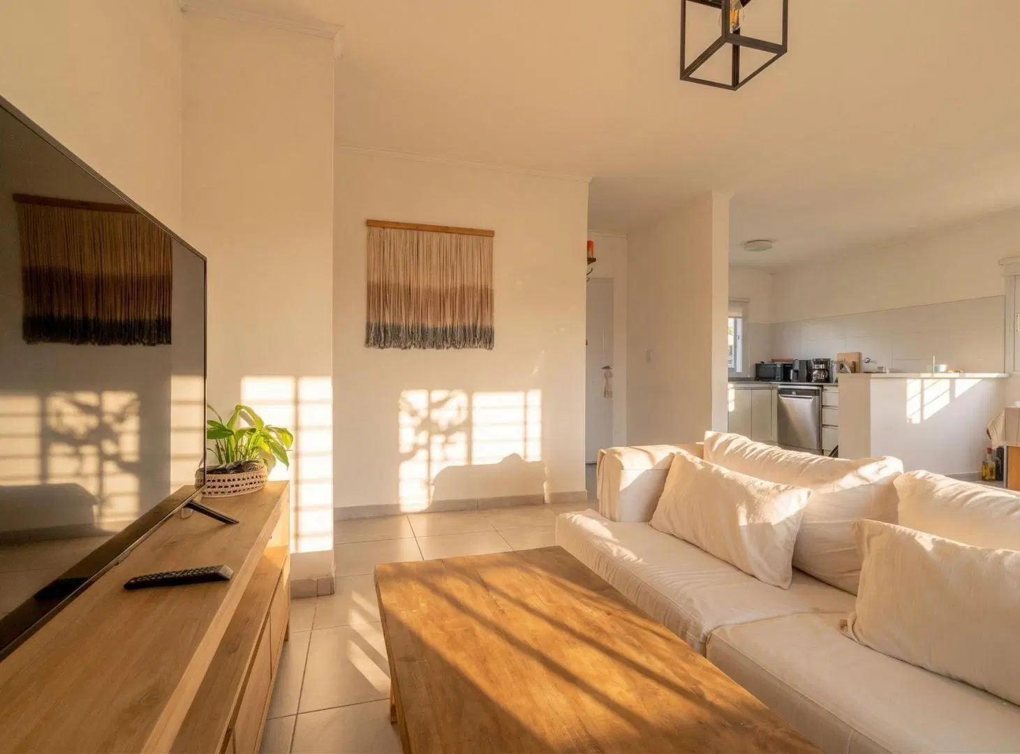Casa de 4 ambientes con pileta en Pilar del Este 3