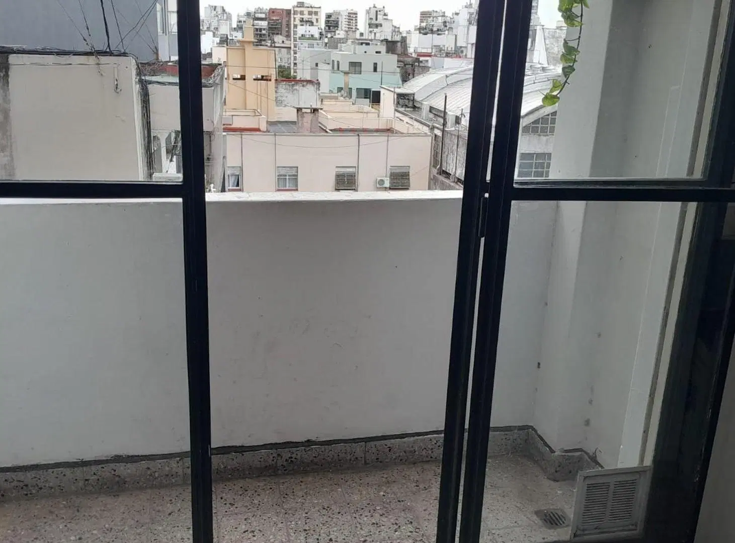 Venta Monoambiente con balcon 4