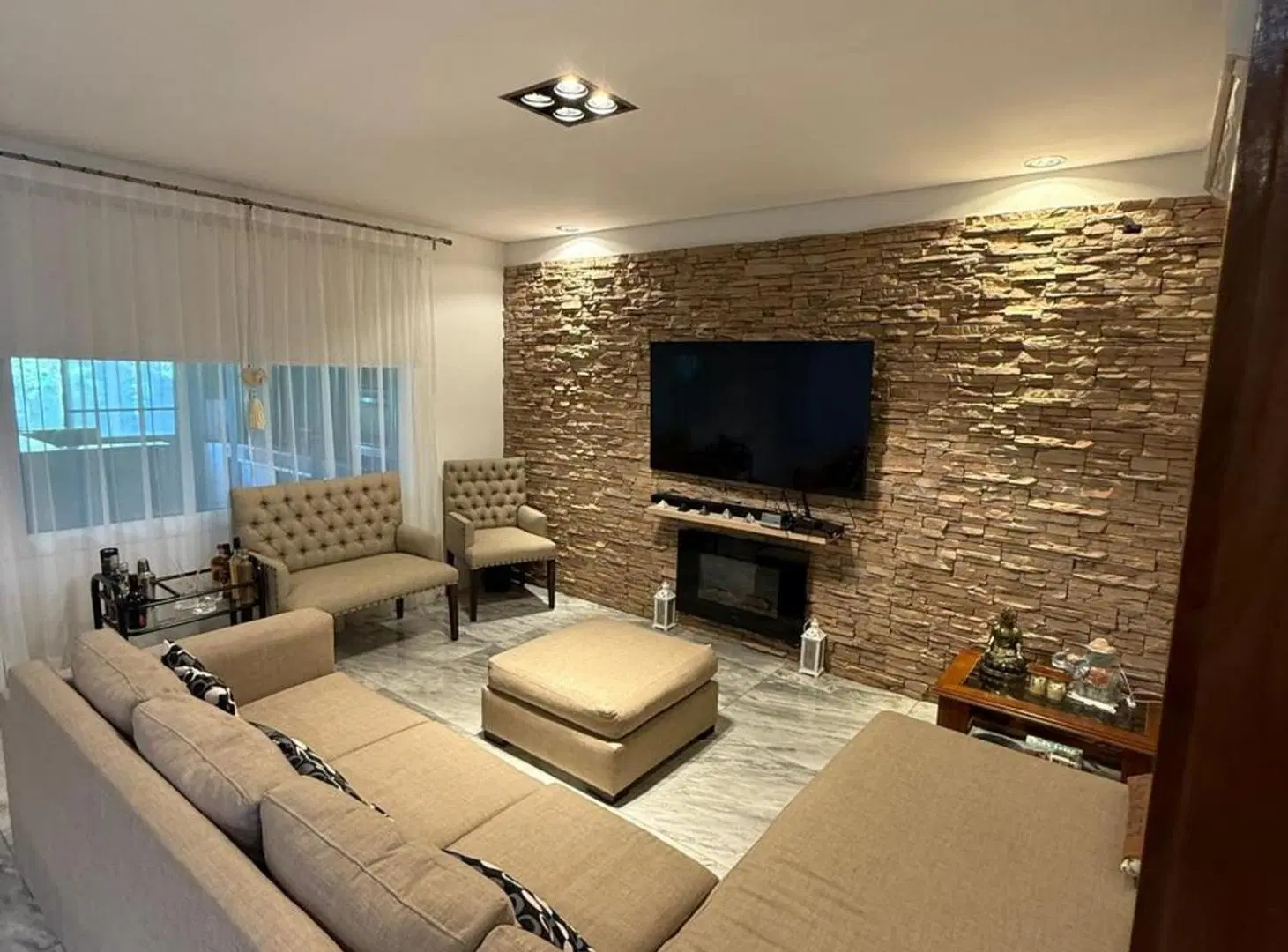 CASA EN VENTA B CDO LOS PILARES 4 DORM, ESCR, PILE 2