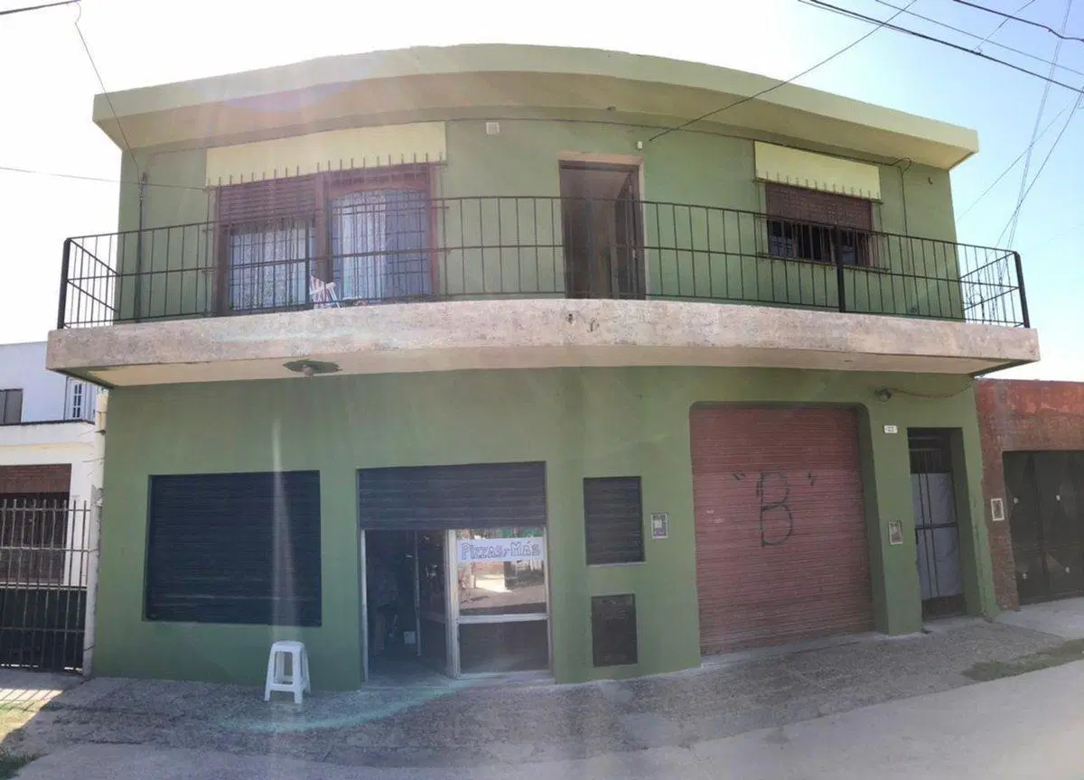 VENTA CASA CON LOCALES GARIN OPORTUNIDAD 2