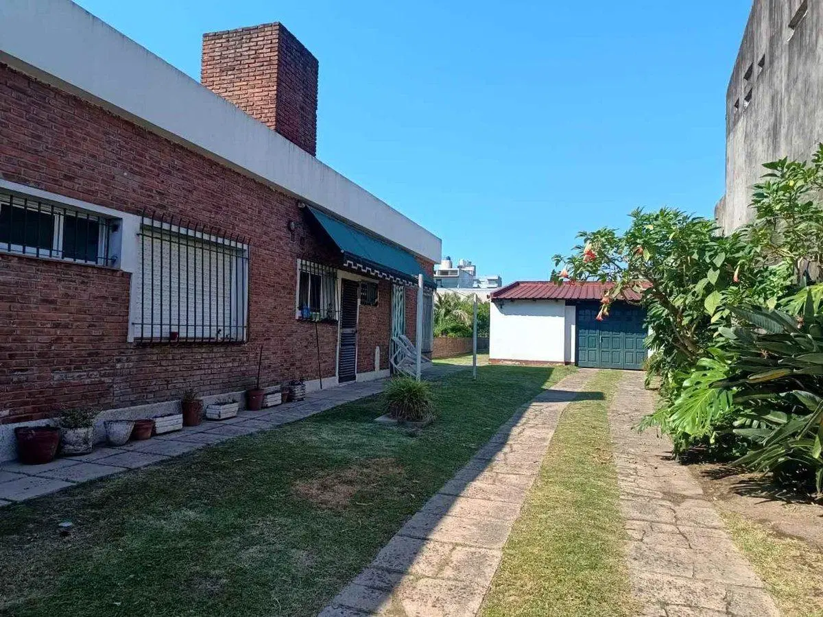VENTA LOTE COMERCIAL ESCOBAR CENTRO 2
