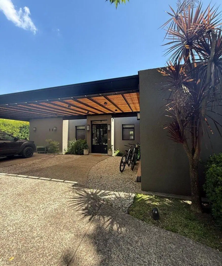CASA EN VENTA BARRIO LOS PILARES 4