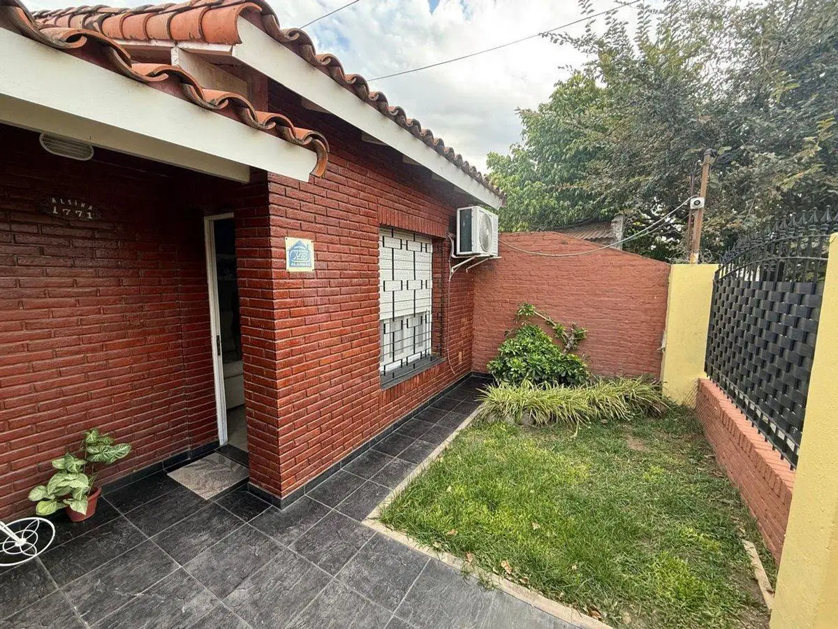 VENTA DE PROPIEDAD EN JOSÉ CLEMENTE PAZ 3