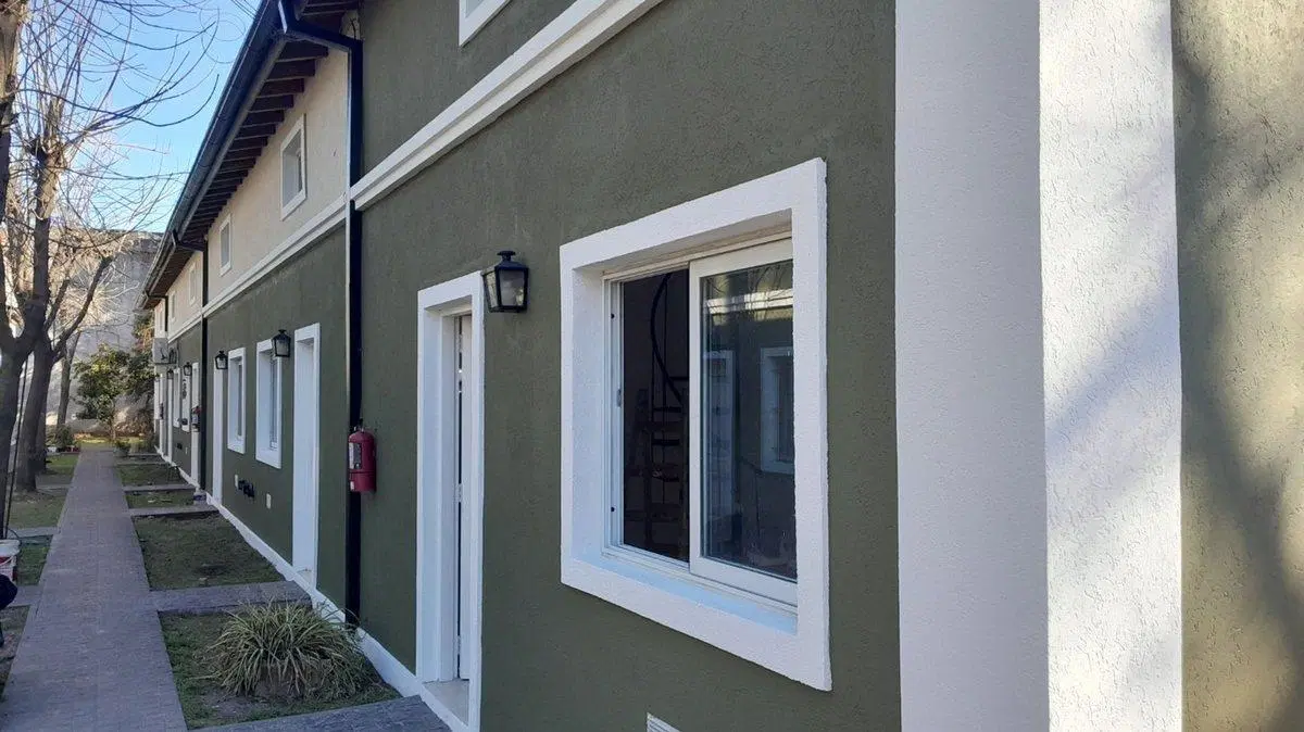 Venta Dpto Loft 2 amb con cochera Condominio Pilar 4