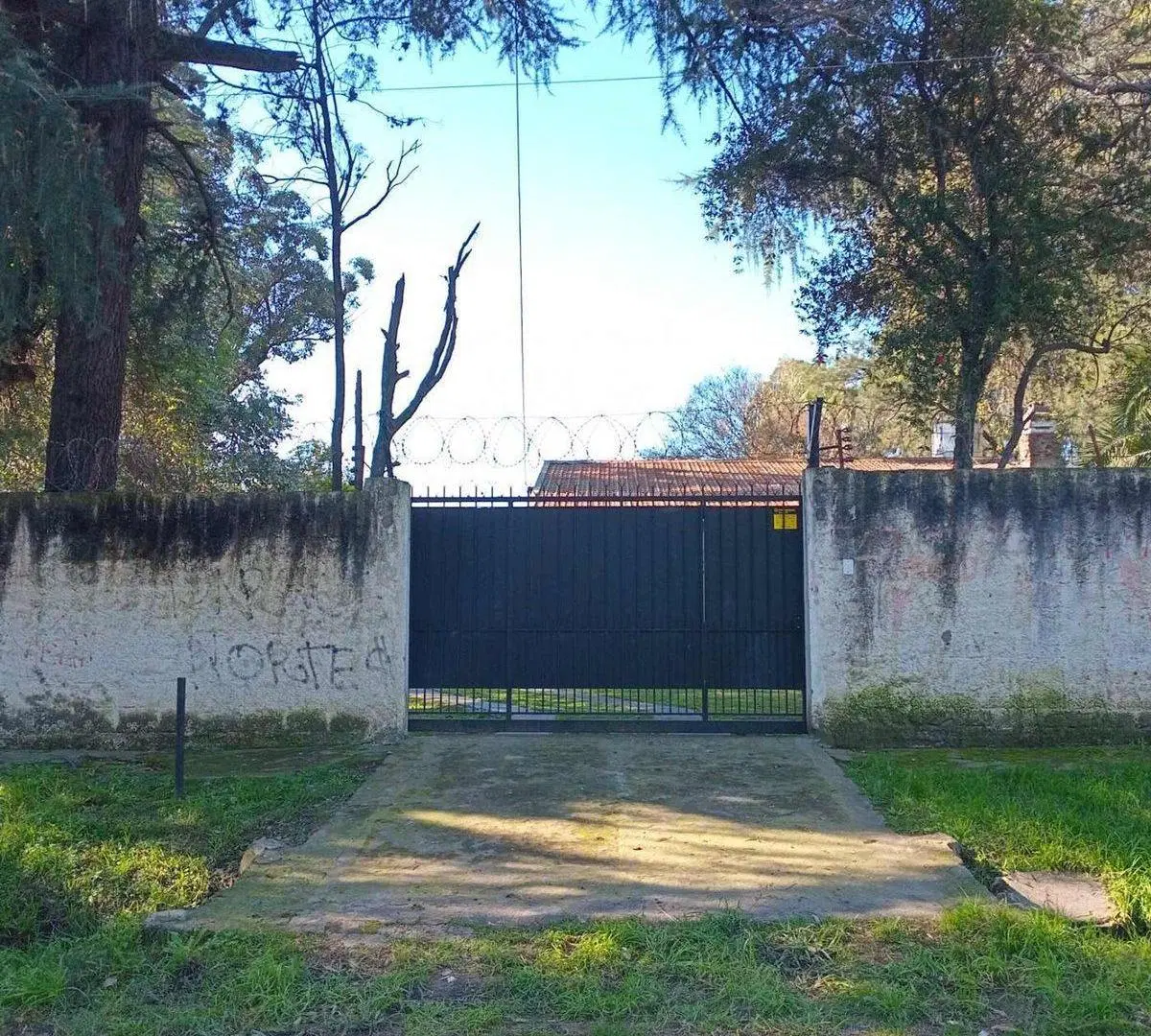 Venta de terreno en  Garín 3