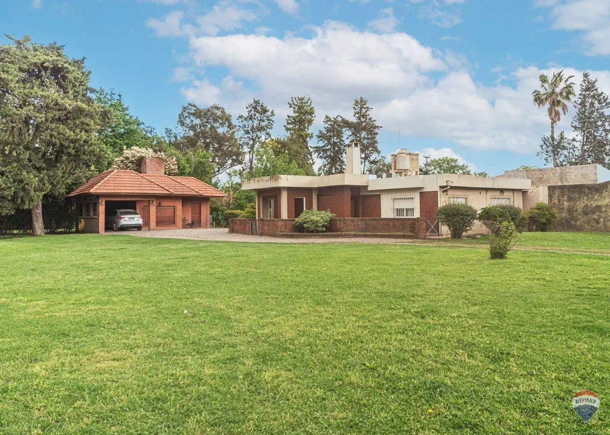 Venta Quinta en Del viso de 7 ambientes 3