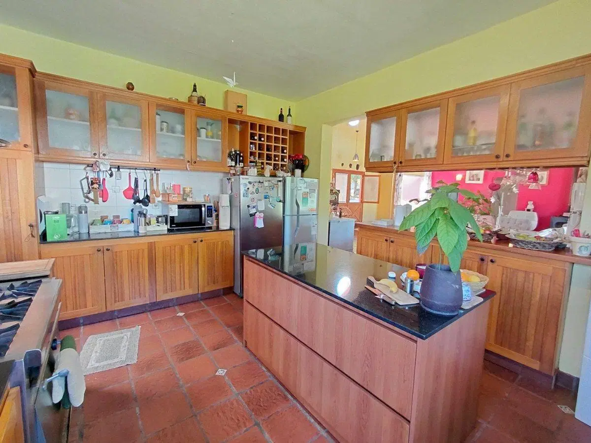 VENTA CASA 6 DORMITORIOS LOMAS D FATIMA AP CREDIT 8