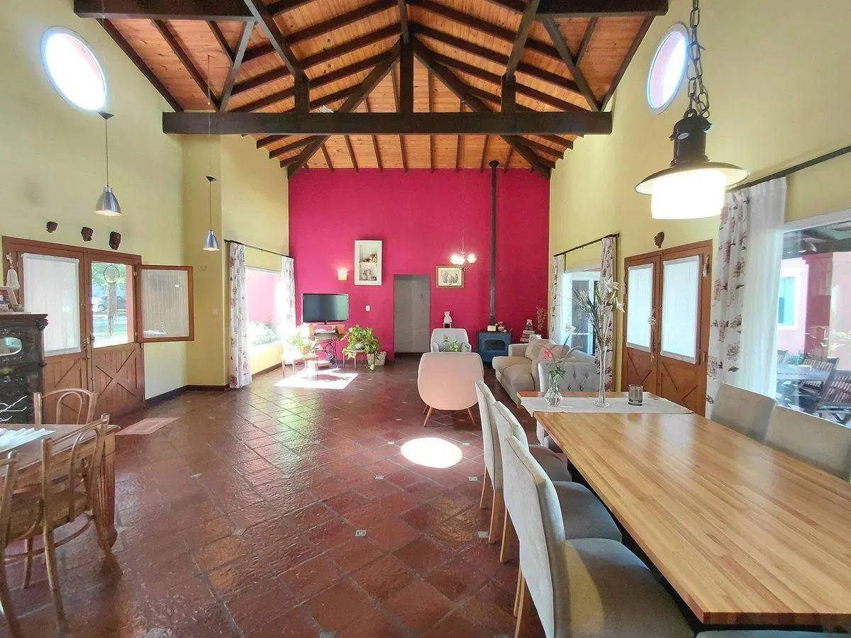 VENTA CASA 6 DORMITORIOS LOMAS D FATIMA AP CREDIT 2