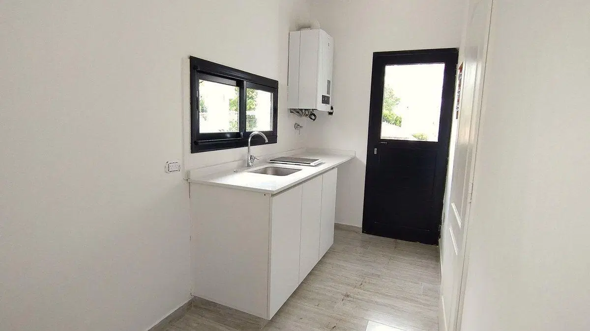 CASA EN VENTA 5 AMB B. SAN MATIAS -ESCOBAR 4
