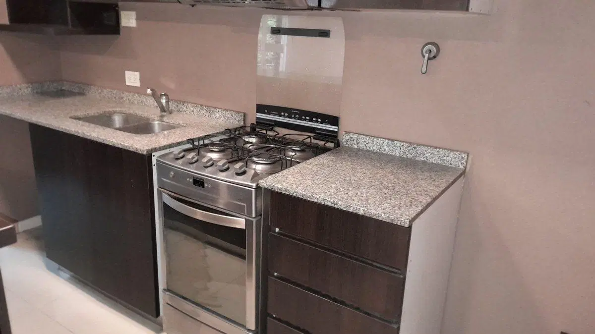 Alquiler Dpto. 2 amb. en PB  condominio Pilar 4