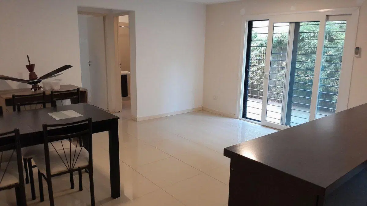 Alquiler Dpto. 2 amb. en PB  condominio Pilar 5