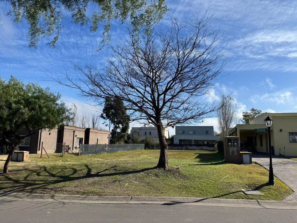 LOTE en Barrio SANTA GUADALUPE Excelente Ubicacion 3