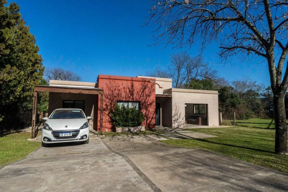 Casa en VENTA en Barrio Los Pilares APTA CREDITO 2