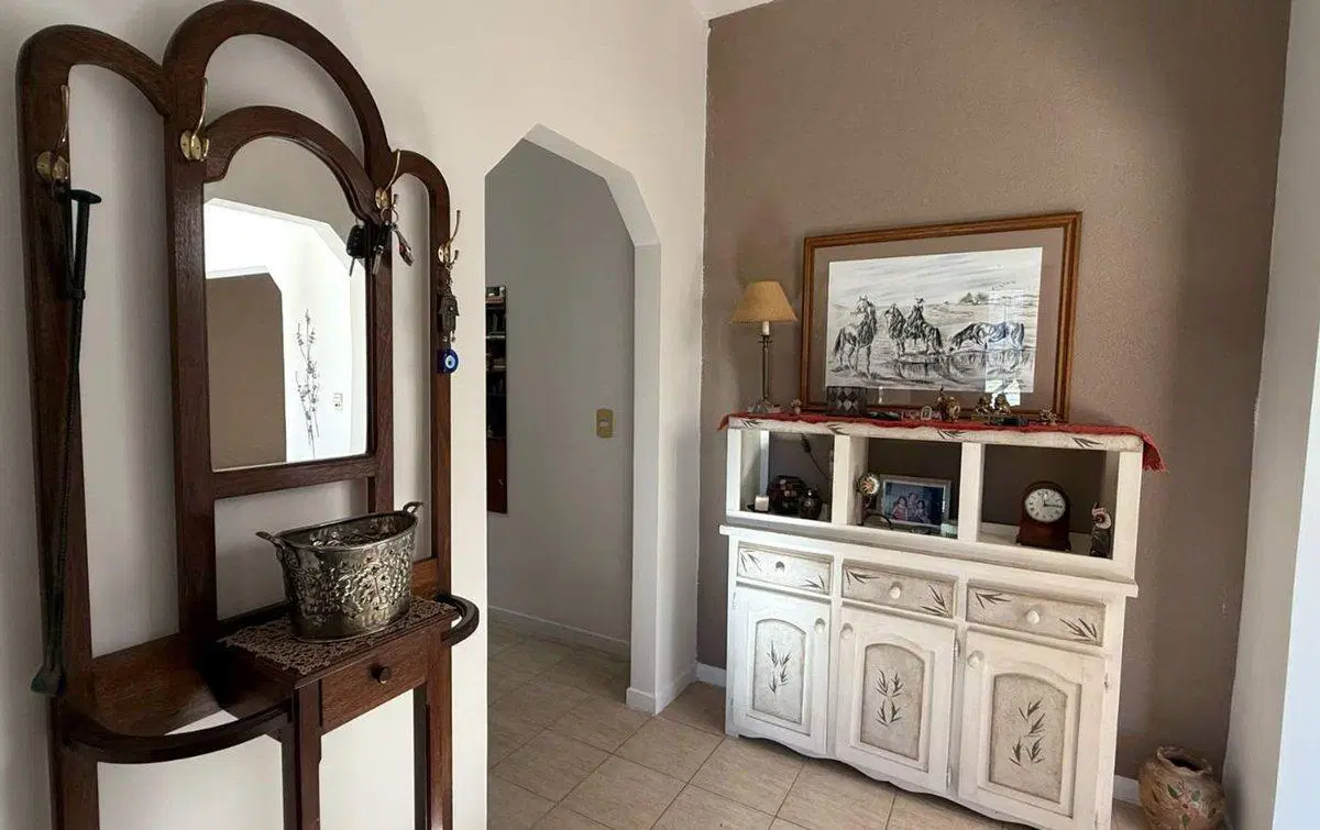 Casa en VENTA en Barrio Los Pilares APTA CREDITO 4