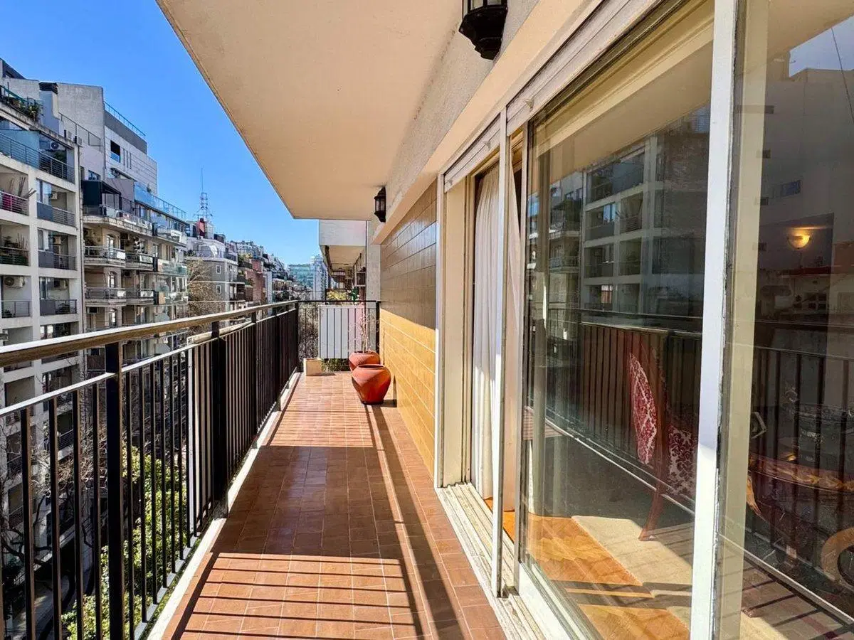 Venta dpto 4 Amb /dep Balcón y 2 Cocheras Fijas 8