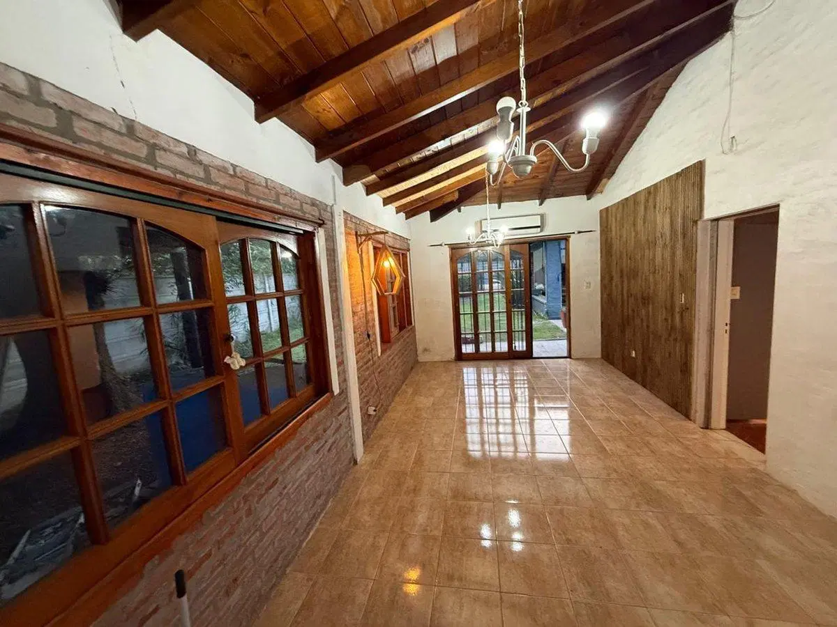 Venta casa 2 dorm, jardín/pileta quincho Pilar 2