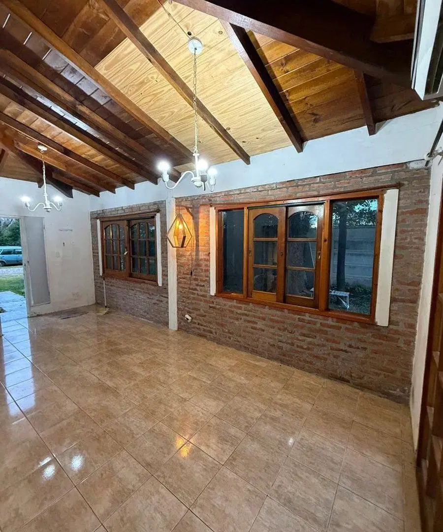Venta casa 2 dorm, jardín/pileta quincho Pilar 4